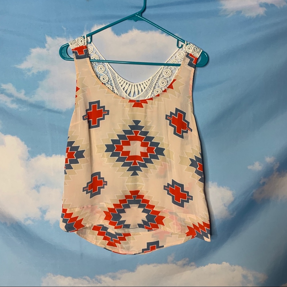Myne Ashley Ann- Geometric Tribal Print Top size P